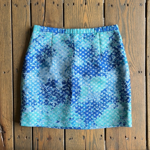 Beautiful textured H&M Mini Skirt - Sz 8 - Picture 1 of 12